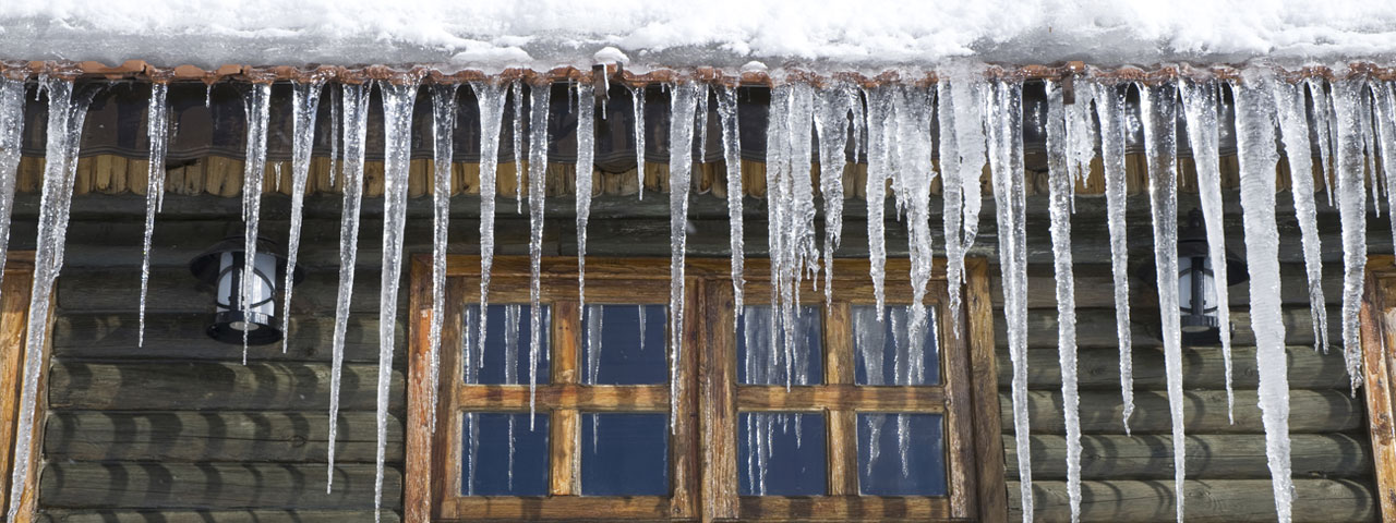 Spray foam prevents ice dams by providing proper insulation in Cedar Rapids attic spaces Spray foam prevents ice dams by providing proper insulation in Cedar Rapids attic spaces